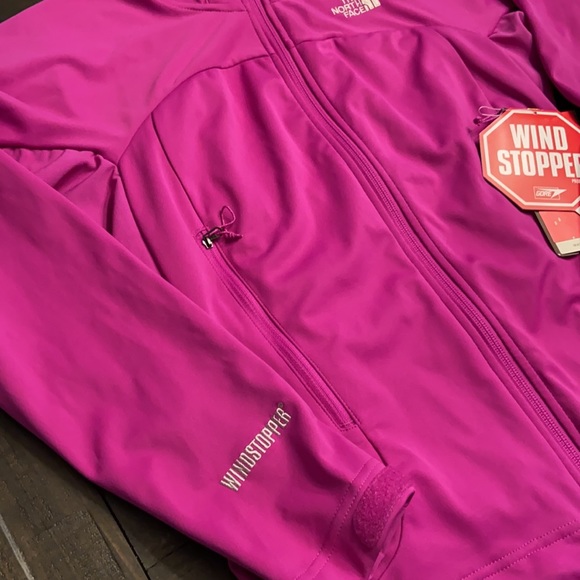 The North Face Women’s Wind Stopper Soft Shell Jacket - Picture 3 of 13